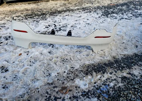 2018 Mercedes-Benz Glc Coupe 300 4Matic z USA, uszkodzony, nr VIN WDC0J4KB7JF311937